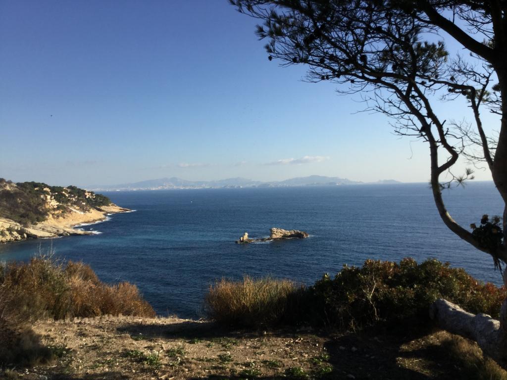 Front De Mer Les Pieds Dans L'Eau 卡里勒鲁埃 外观 照片
